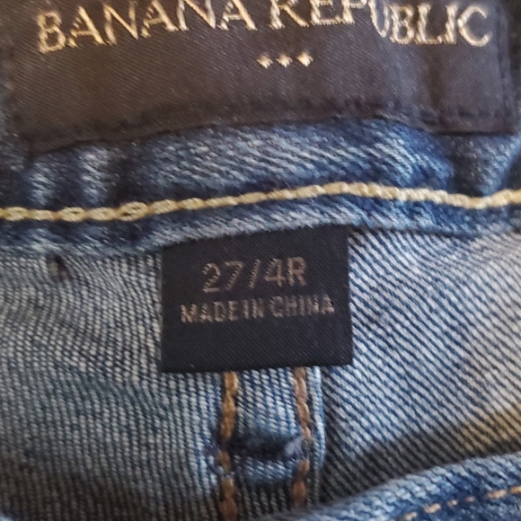 BANANA REPUBLIC Cropped & Cuffed Jeans - Picture 5 of 7
